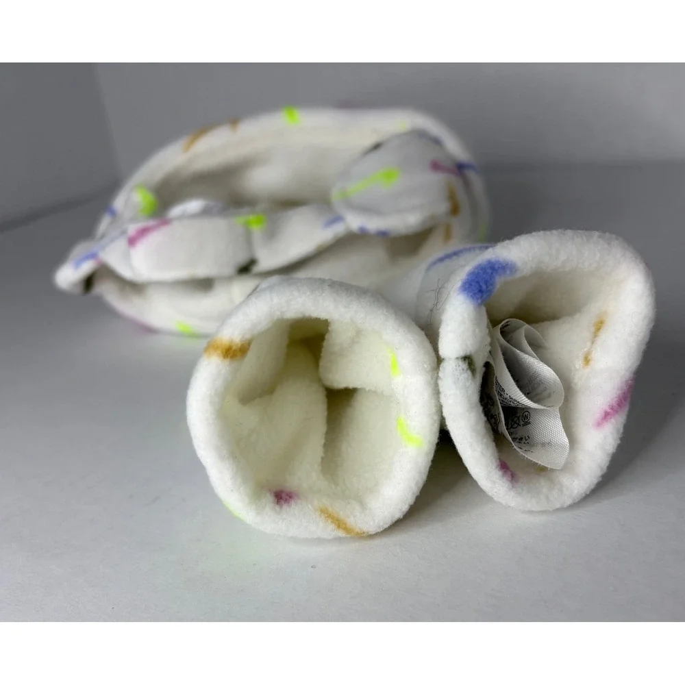 Nike Infant Fleece Hat and Mittens Set White Multi-Color Swoosh Print - Picture 6 of 16